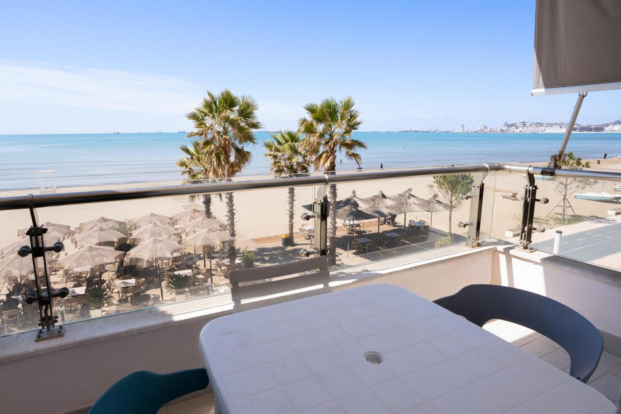 Sea View-Apartment On The Beach - Durrs2 Durrës Eksteriør billede